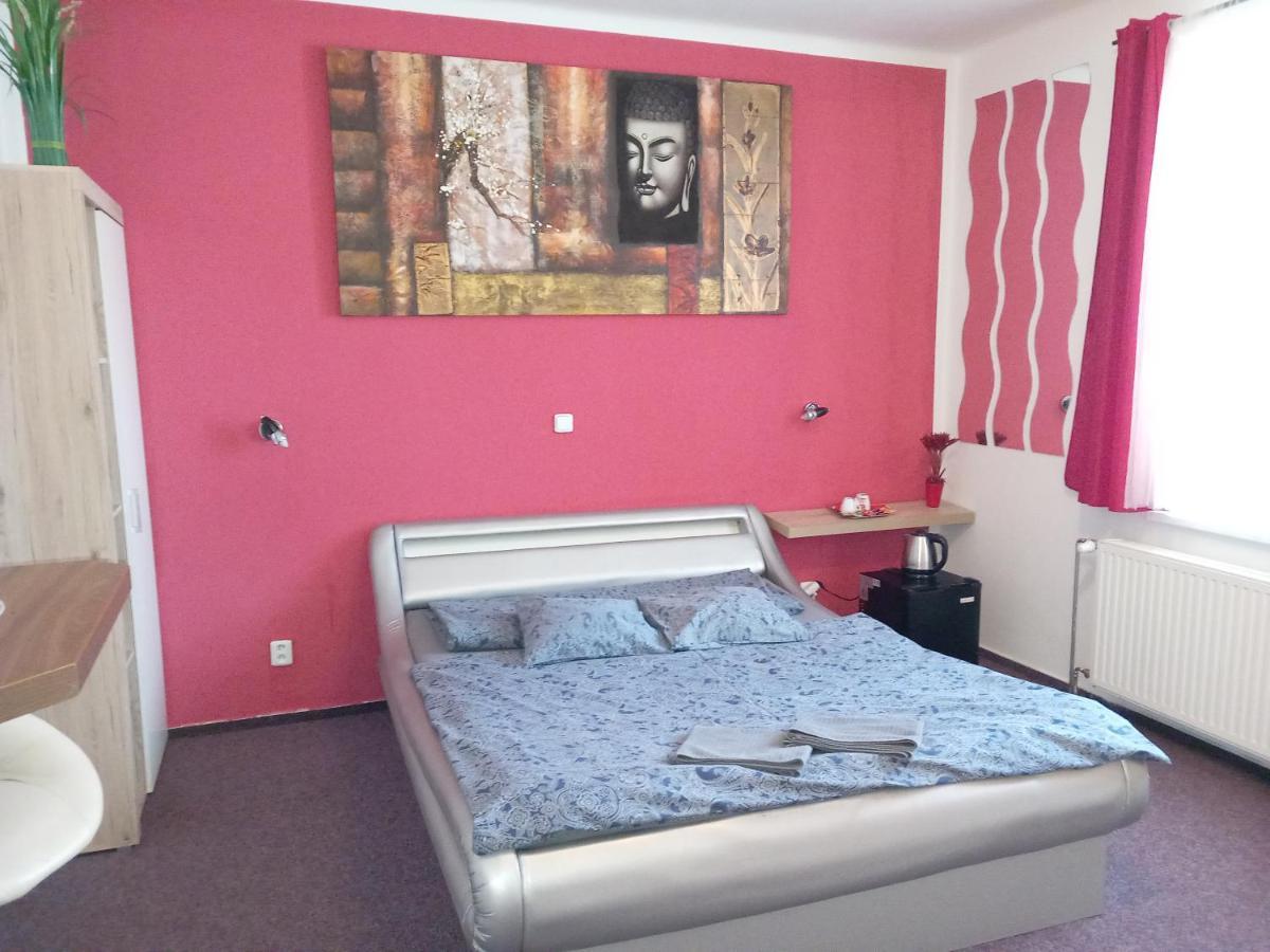 Penzion Vulture Ostrava Otel Dış mekan fotoğraf